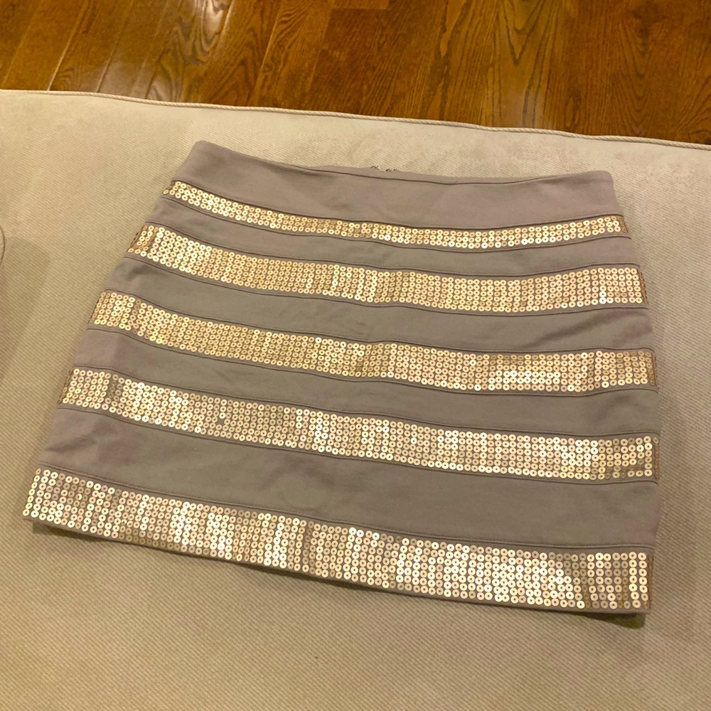 Express mini skirt, gold and tan stripes, size 2